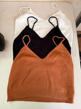 SHEIN Ribbed V-Neck Spaghetti Strap Camisoles - White, Black & Rust
